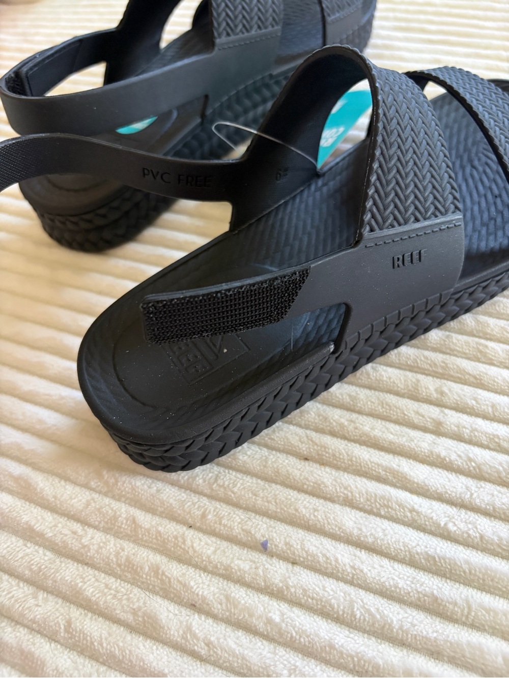 Reef Water Vista Black Textured Women's Sandals - Picture 5 of 8